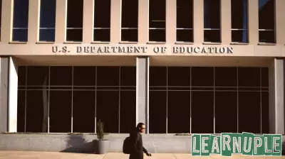 Federal Judge Rules Partisan Out-of-Office Emails Violate First Amendment